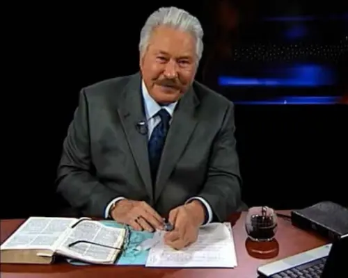 Know More On Hal Lindsey