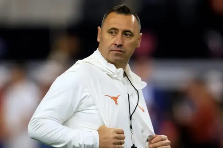 Steve Sarkisian surprises his ex-wife